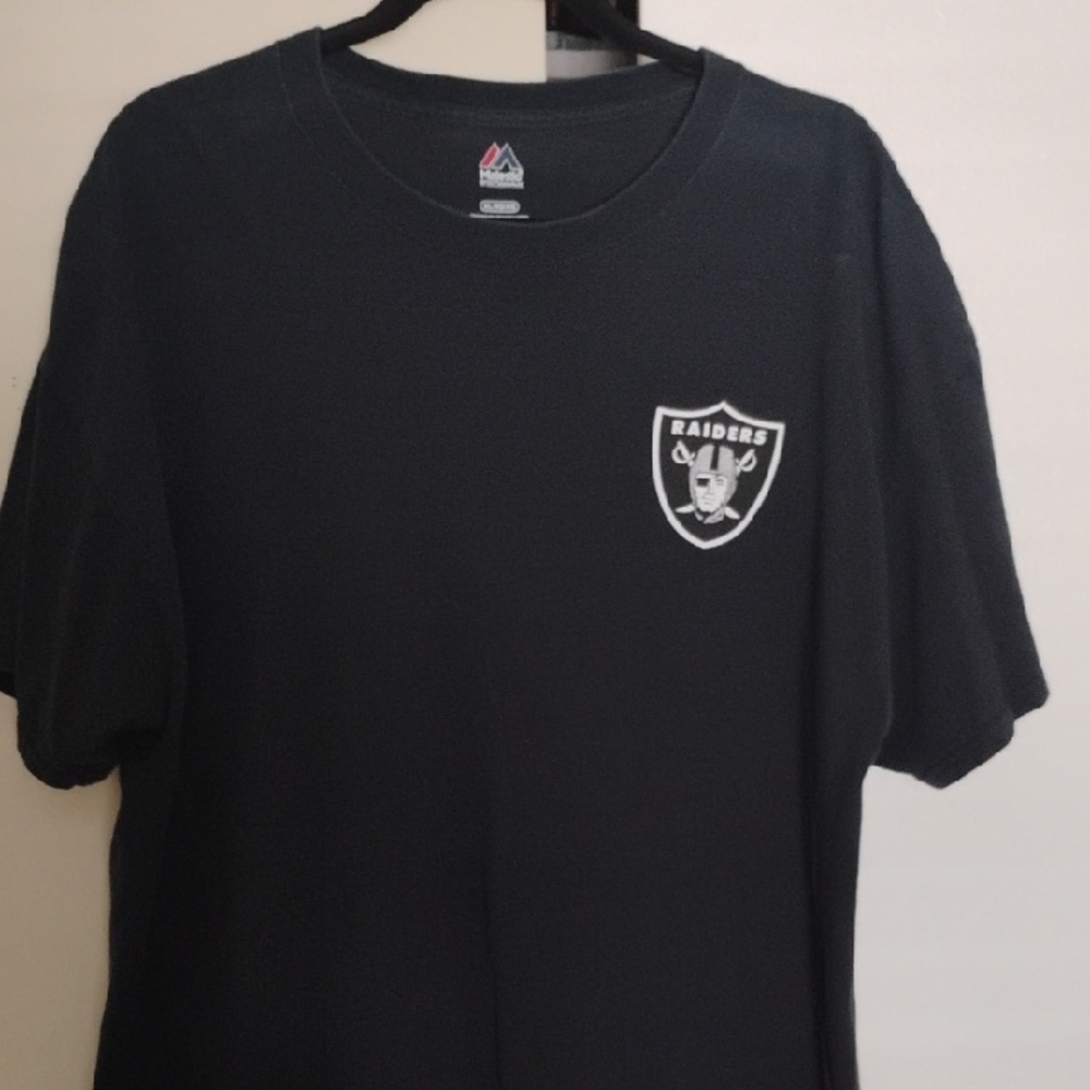Majestic Black Raiders Emblem Tee